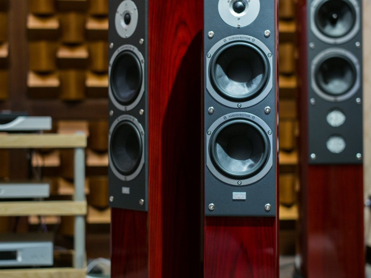 Hi‑Fi audio